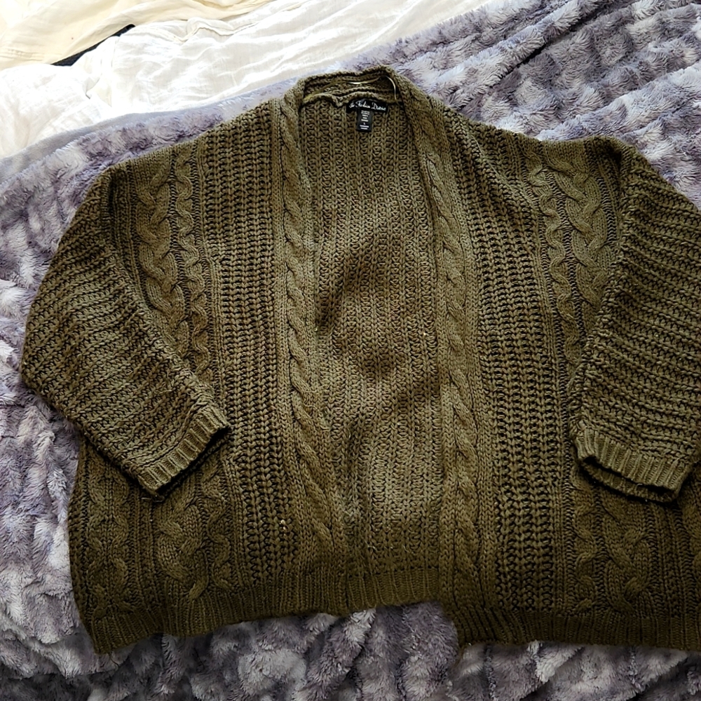 Oversized Green Cardigan